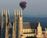 Hot air balloon over Saints Peter and Paul Basilica