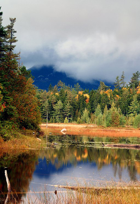 Baxter-State-Park-pond-with-mountain-shrouded-in-fog_DSC00060