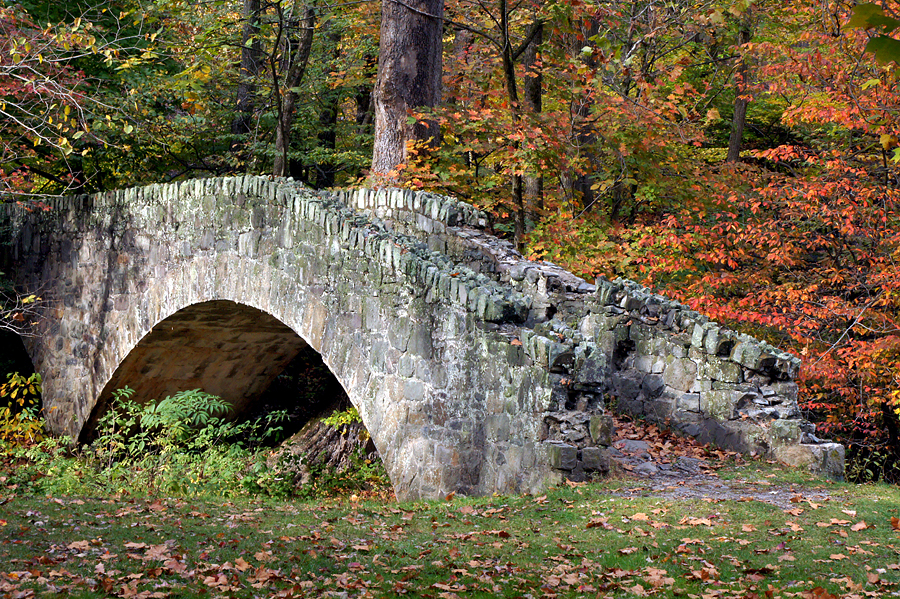 Stone footbridge at Buttermilk Falls
